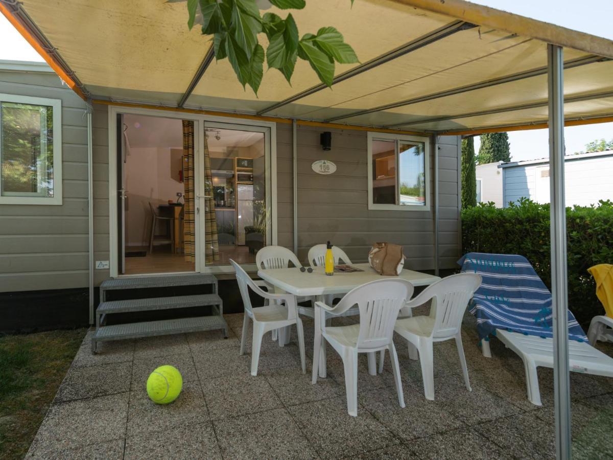 Holiday Home Garda Suite Trendy By Interhome ริโวลเตลลา ภายนอก รูปภาพ